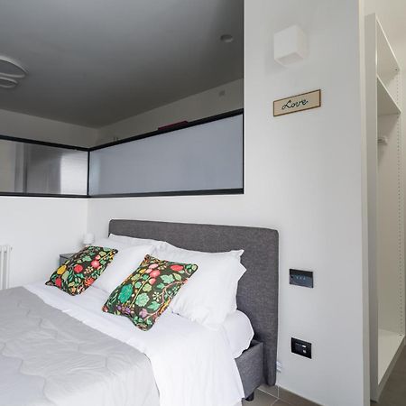 Archihouse Suites Napoli Ngoại thất bức ảnh