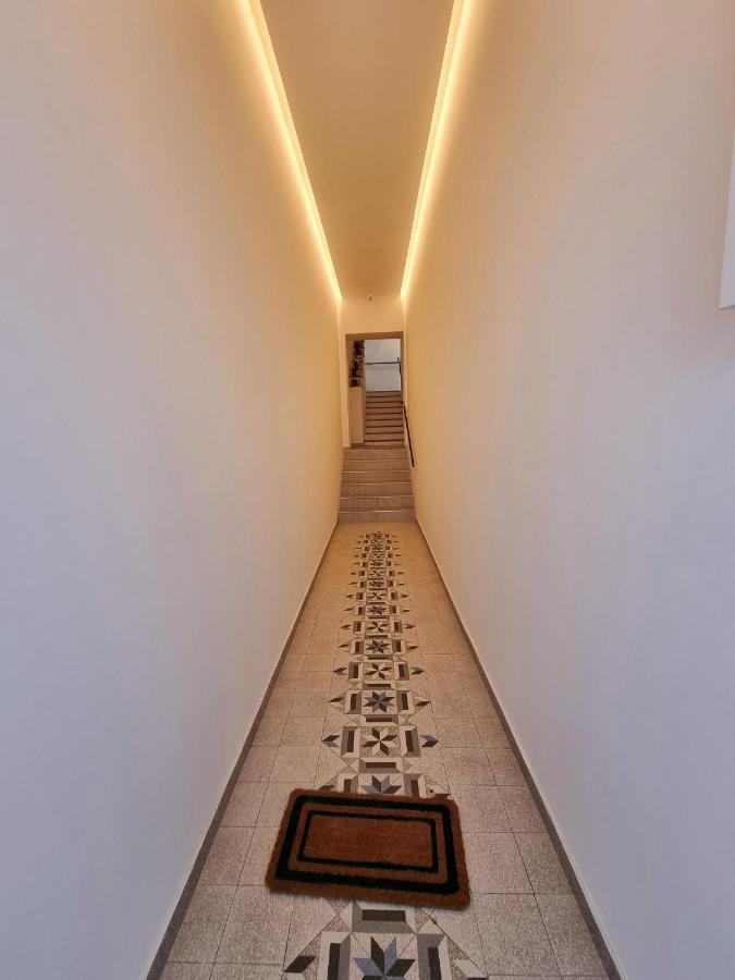 Archihouse Suites Napoli Ngoại thất bức ảnh