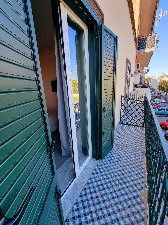 Archihouse Suites Napoli Ngoại thất bức ảnh