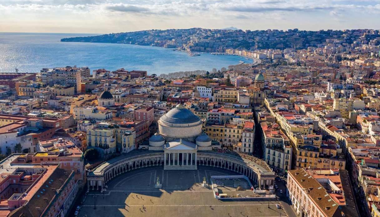 Archihouse Suites Napoli Ngoại thất bức ảnh