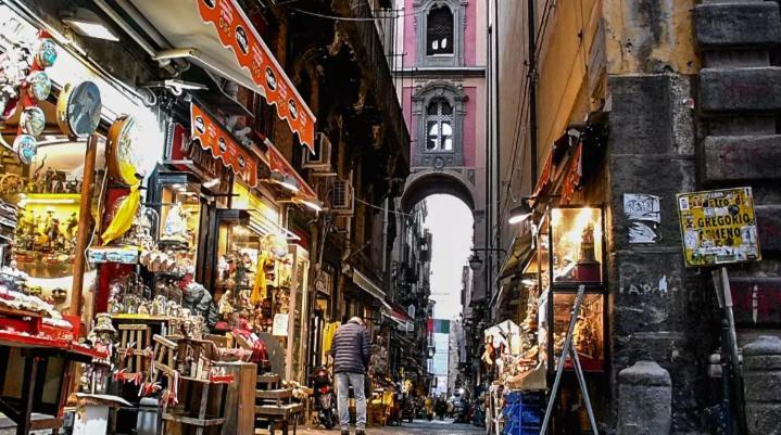 Archihouse Suites Napoli Ngoại thất bức ảnh