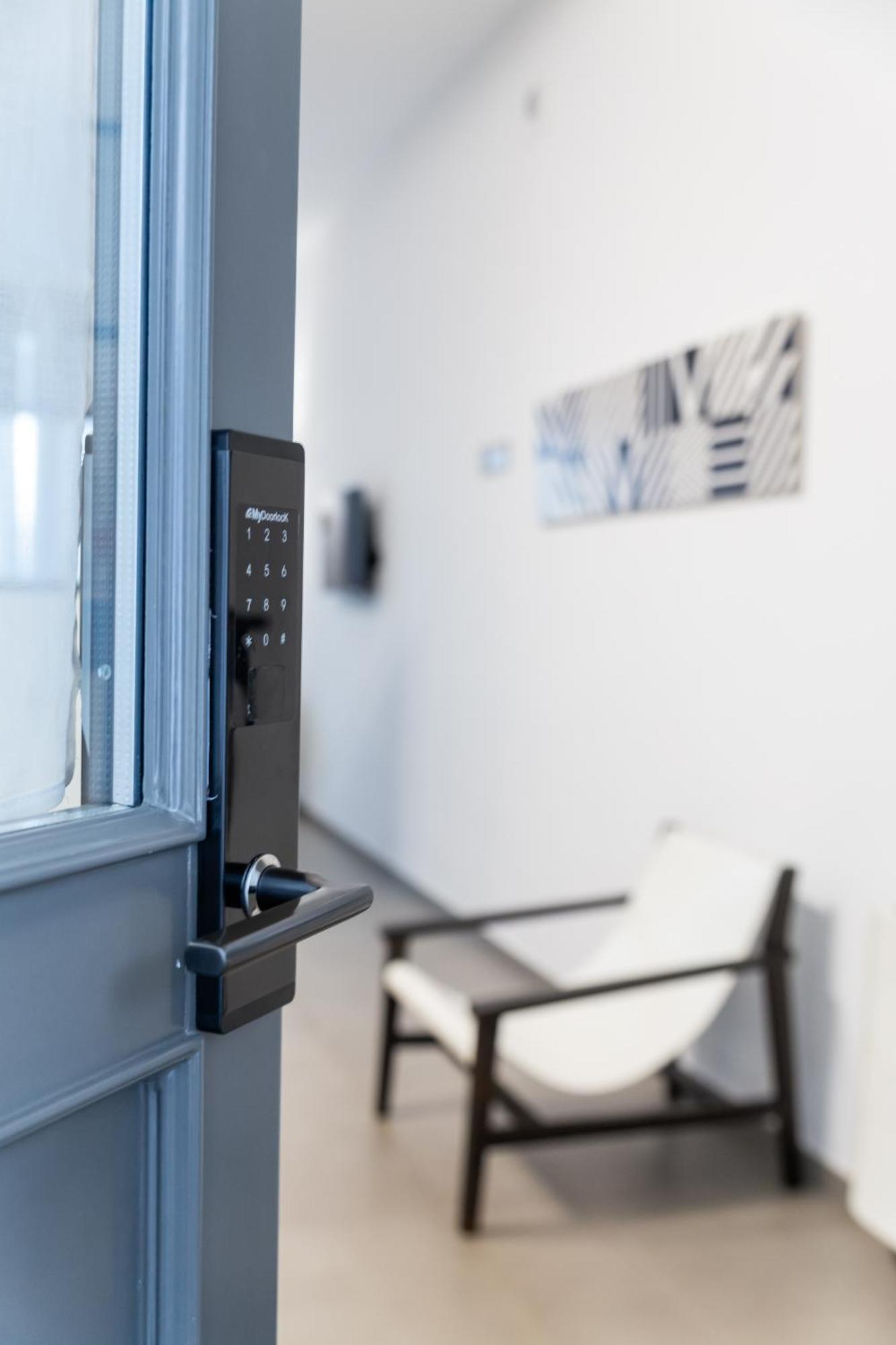 Archihouse Suites Napoli Ngoại thất bức ảnh