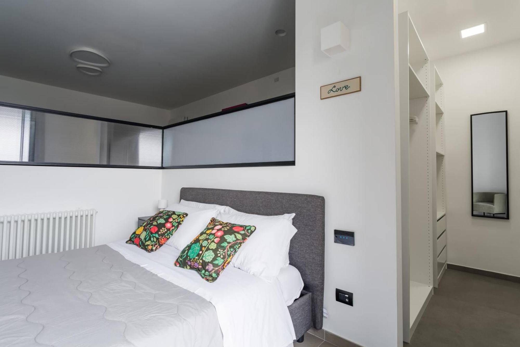 Archihouse Suites Napoli Ngoại thất bức ảnh
